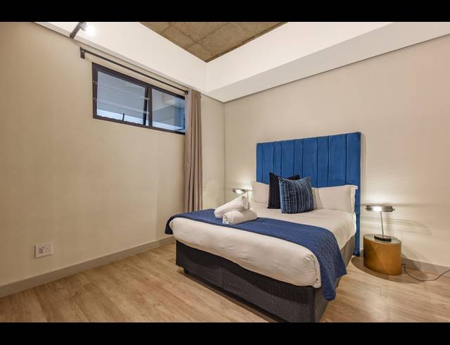 2 BEDROOM APARTMENT FOR SALE IN SANDOWN
